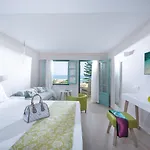 Petra 3* Hersonissos (Crete)