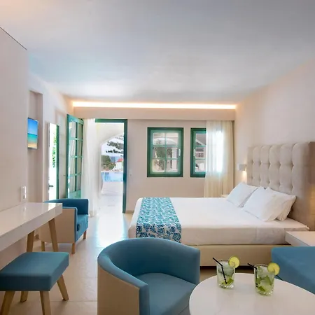 Petra Aparthotel Hersonissos (Crete)