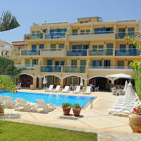 Petra Aparthotel 3*