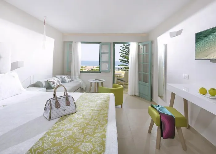 Petra Aparthotel Chersonissos