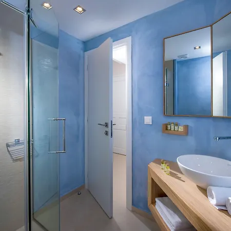 Petra מלון דירות 3*